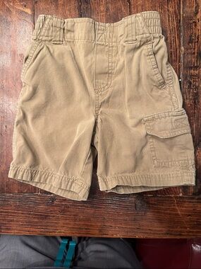 Circo Kids  Elastic-Waist Cargo Shorts - Khaki. Size 5T